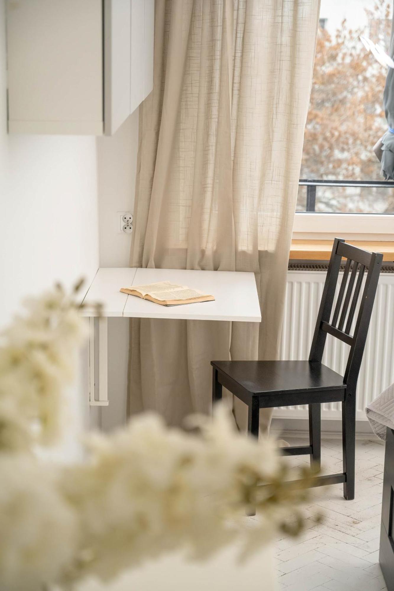 Pawlowa Stylish Apartment With Balcony & Home Office Wroclaw By Noclegi Renters Luaran gambar
