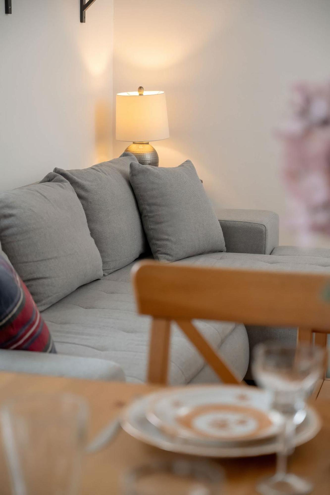 Pawlowa Stylish Apartment With Balcony & Home Office Wroclaw By Noclegi Renters Luaran gambar